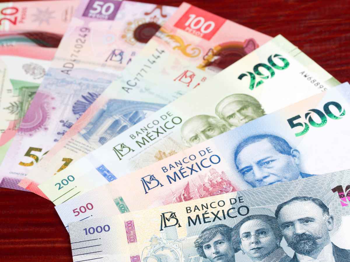 does cozumel accept us dollars：can cozumel use us dollars