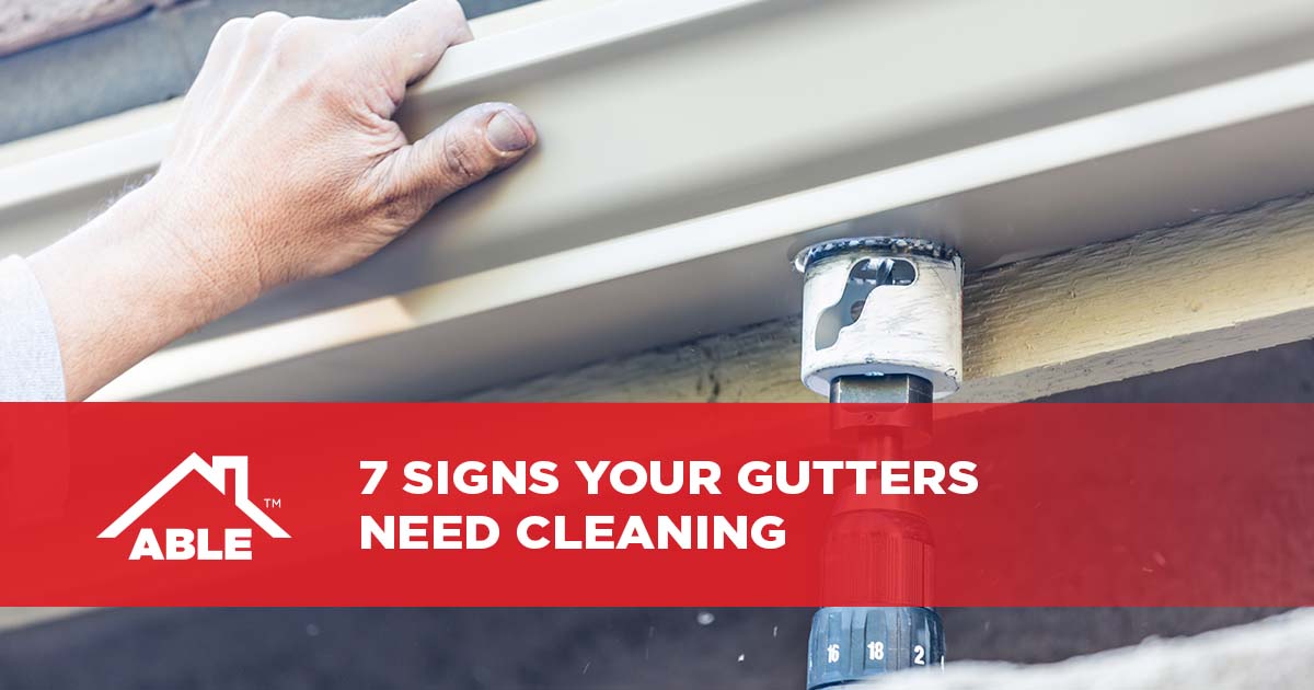signs that your gutters require cleaning