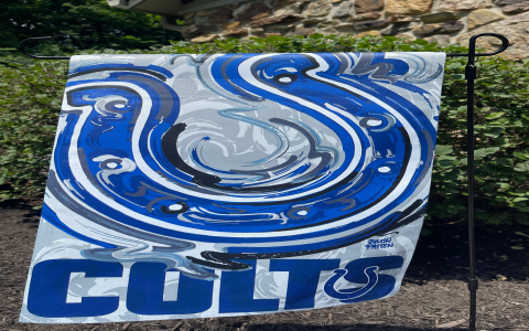 indianapolis colts garden flag：indianapolis colts yard banner