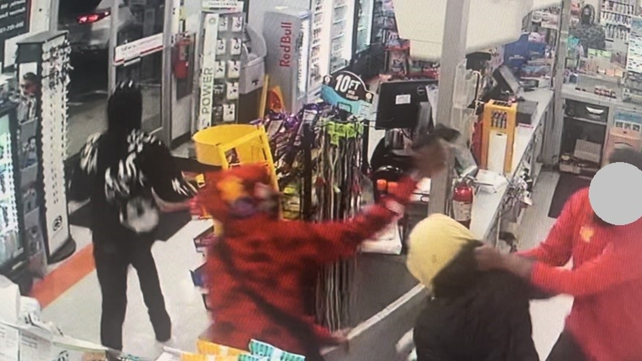 shell gas station robbed:robbery at a gas station