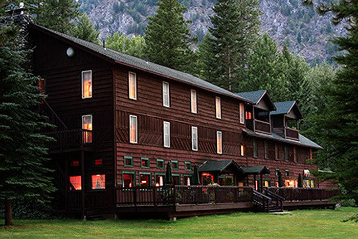 places to stay at wallowa lake:accommodations near wallowa lake
