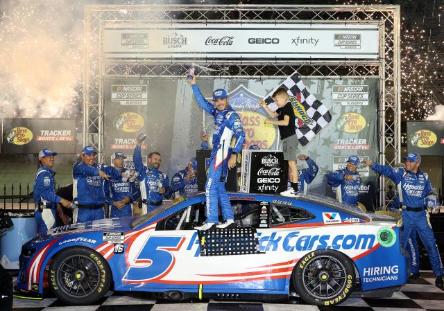 who won at bristol last night:the winner of last night's bristol race