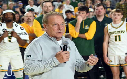 coach izzo：tom izzo