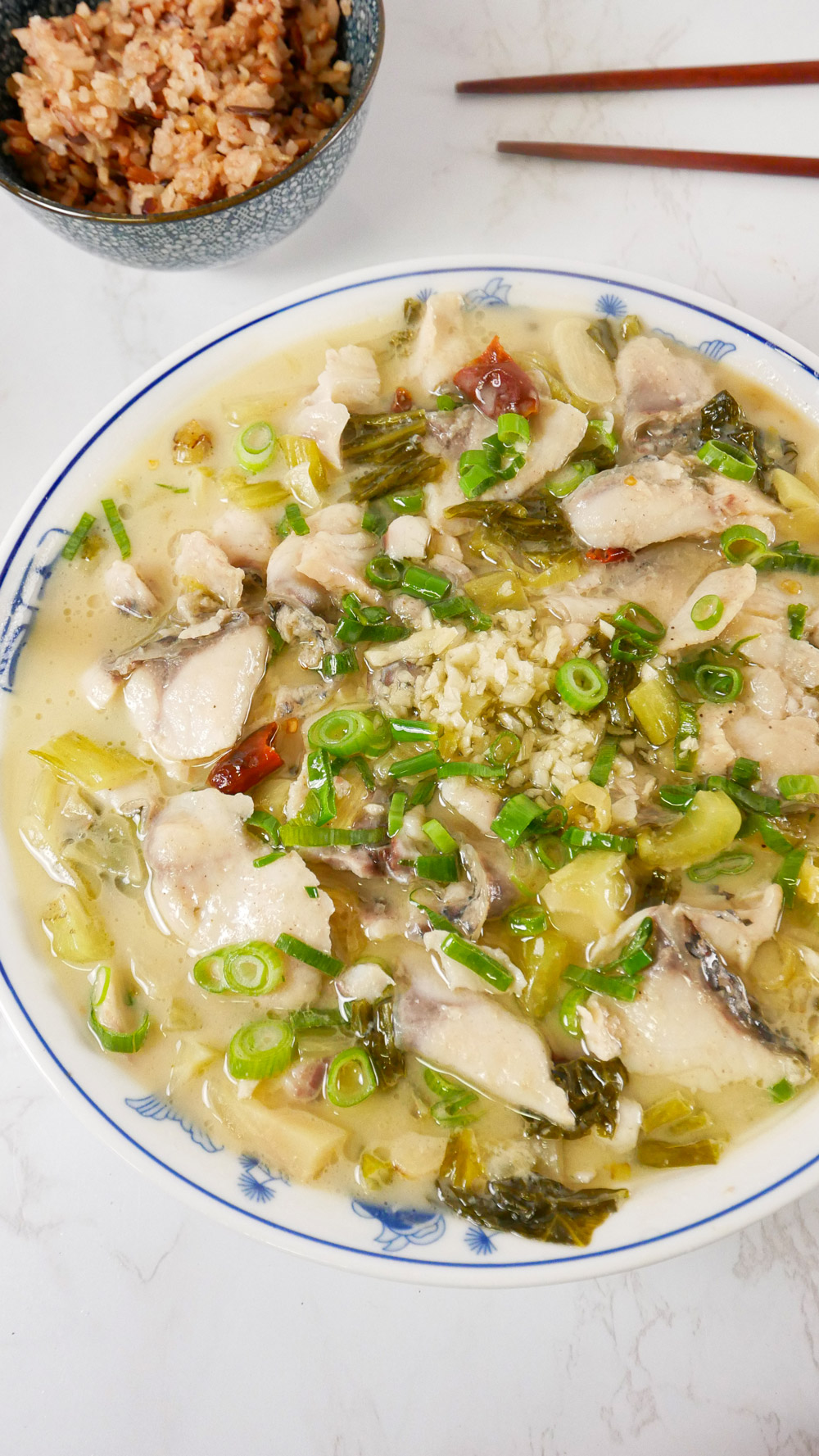 sauerkraut fish：fermented cabbage fish