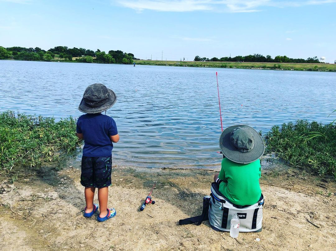 fishing in round rock tx：fly fishing experience in round rock, texas