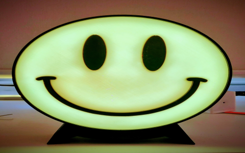 rave emoji：rave emoticon