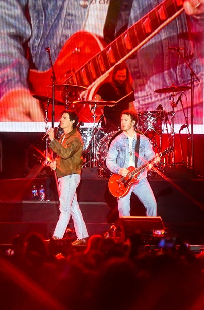 jonas brothers hance park：jonas brothers at hance park