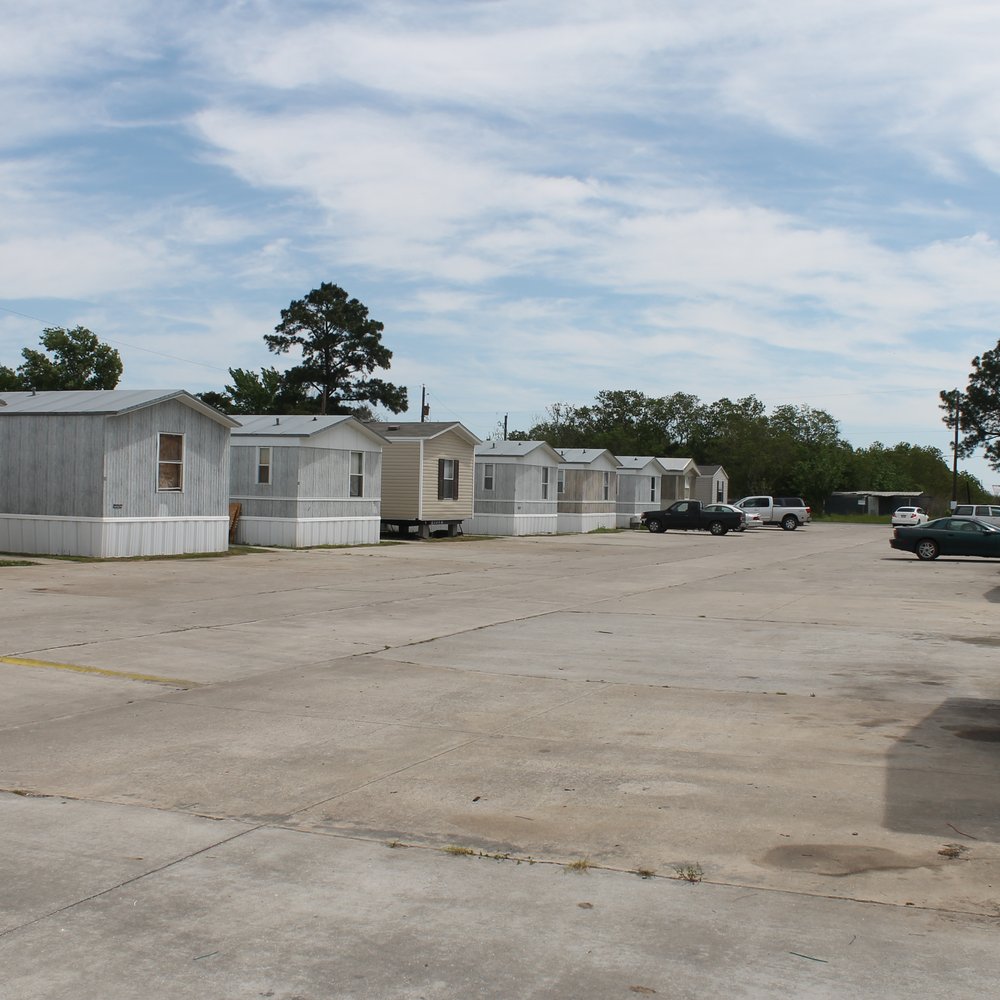 cold spring trailer park texas：texas cold spring mobile home community