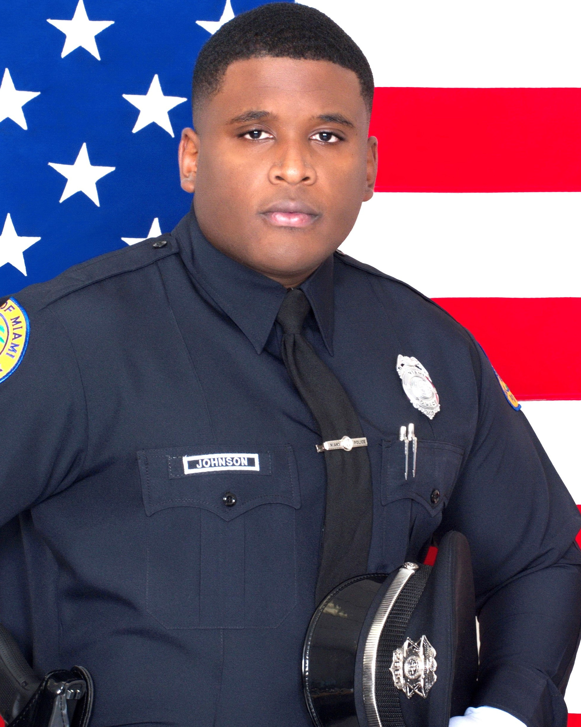 officer johnson of pd：police department officer johnson